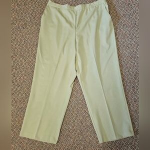 NWT Alfred Dunner Womens trousers with elastic waist band and pockets